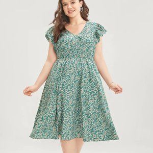 NWT BloomChic Daisy Floral Pocket Cap Sleeve Ruffle Trim Dress